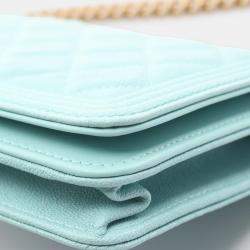 Pre Owned Chanel Boy Matelasse Shoulder Bag In Grained Calfskin Leather Blue