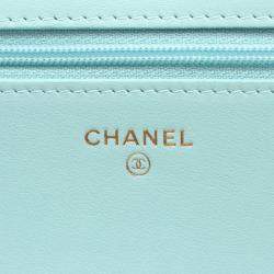 Pre Owned Chanel Boy Matelasse Shoulder Bag In Grained Calfskin Leather Blue