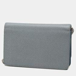 مملوكة مسبقًا Chanel Grey CC Caviar Wallet On Chain