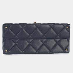 مملوكة مسبقًا حقيبة شاينل بيد علوية كافيار مبطن تويست ريترو أزرق كحلي