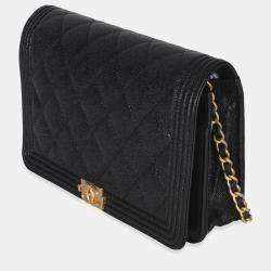 مملوكة مسبقًا Chanel Black Quilted Caviar Boy Wallet On Chain
