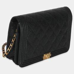 مملوكة مسبقًا Chanel Black Quilted Caviar Boy Wallet On Chain
