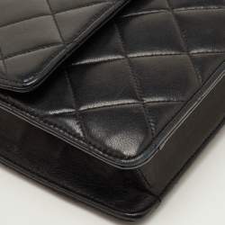 Pre Owned Chanel Vintage CC Black Leather Single Flap Bag