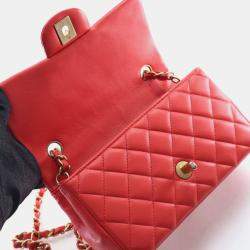 Pre Owned حقيب ة شانيل صغيرة كلاسيكية مستطيلة جلد حمل 