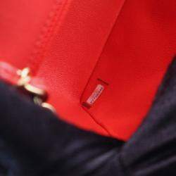 Pre Owned حقيبة شانيل صغيرة كلاسيكية مستطيلة جلد حمل 