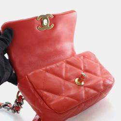 Pre Owned Chanel 19 Quilted Mini Lambskin Leather Waist Bag