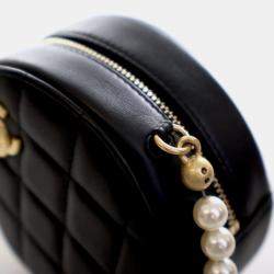 Pre Owned Chanel Round Pearl Chain Mini Lambskin Leather Clutch Bag