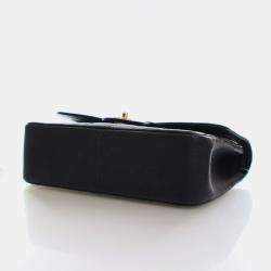 مملوكة مسبقًا حقيبة شانيل كبير كافيار كلاسيك رفرف مزدوج