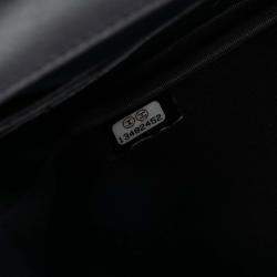 Pre Owned حقيبة سلسلة شانيل سوداء سي سي جلد لامع مرصع بالستراس