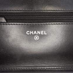 Pre Owned Chanel Black Chevron Lambskin Boy Wallet on Chain