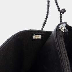 Pre Owned Chanel Black Chevron Lambskin Boy Wallet on Chain