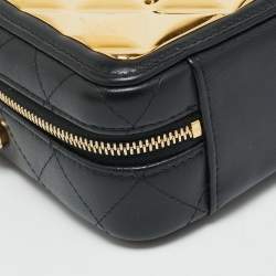 Pre Owned حقيبة شانيل \"ميني\" جلد مبطن أسود / ذهبي لوحة معدنية شعار CC للكتف