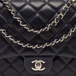 م ملوكة مسبقًا حقيبة شانيل قلاب جلد مبطن أزرق كحلي