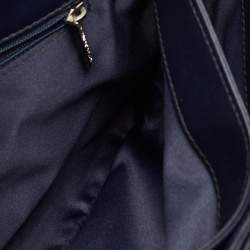 مملوكة مسبقًا حقيبة شانيل قلاب جلد مبطن أزرق كحلي