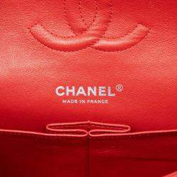 Pre Owned حقيبة كتف شانيل كلاسيك كافيار فلاپ مزدوج أحمر بحجم متوسط