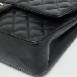 Pre Owned Chanel Classic Double Flap Medium Black Quilted Leather Bag