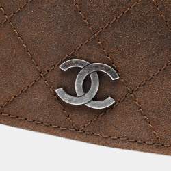 مملوكة مسبقًا Chanel Brown Paris Edinburgh Mini Quilted Suede Highlander Flap