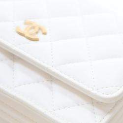 Pre Owned Chanel White Lambskin Romance Wallet On Chain