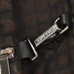 مملوكة مسبقًا حقيبة شانيل براون جاكار نايلون ترافيل لاين توت