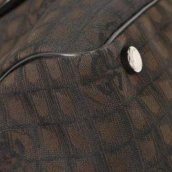 مملوكة مسبقًا حقيبة شانيل براون جاكار نايلون ترافيل لاين توت