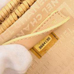 مملوكة مسبقًا Chanel Heart Lock Beige Rattan Basket Bag