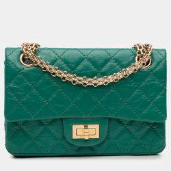 Pre Owned حقيبة رفرف مفردة شانيل 2.55 إعادة إصدار جلد عجل أخضر مبطن قديم 224
