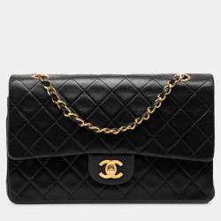 Pre Owned حقيبة شانيال كلاسيكية متوسطة مزدوجة بغطاء من جلد الحمل سوداء