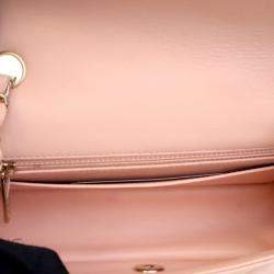 Pre Owned حقيبة شانيل وردي صغيرة مستطيلة كلاسيك جلد الضأن بغطاء فردي