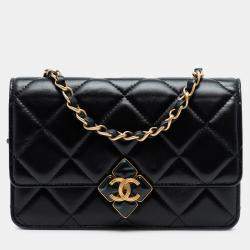 مملوكة مسبقًا Chanel Black CC Quilted Lambskin Diamond Lock Wallet on Chain