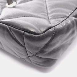 Pre Owned Chanel 19 Disneuf Matelasse Shoulder Bag Leather Black