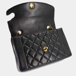 Pre Owned Chanel Diana Matelasse Chain Shoulder Bag In Black Lambskin