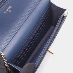 Pre Owned Chanel Matelasse Shoulder Bag Lambskin Leather Blue