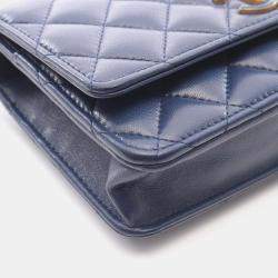 Pre Owned Chanel Matelasse Shoulder Bag Lambskin Leather Blue