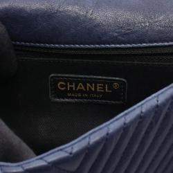 مملوكة مسبقًا Chanel Chevron V-Stitch Shoulder Bag Leather Navy