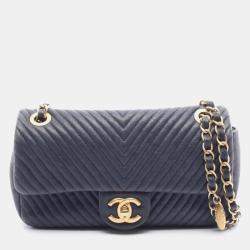 مملوكة مسبقًا Chanel Chevron V-Stitch Shoulder Bag Leather Navy
