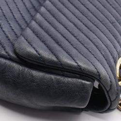مملوكة مسبقًا Chanel Chevron V-Stitch Shoulder Bag Leather Navy