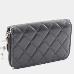 Pre Owned Chanel Matelasse Pearl Chain Shoulder Bag Lambskin Leather Black