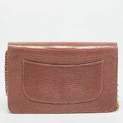 Pre Owned محقظة بسلسلة  شانيل ريشيو جلد لامع مبطن عنابي