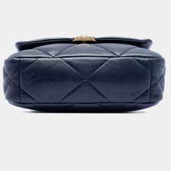 مملوكة مسبقًا Chanel Blue Medium Lambskin 19 Flap