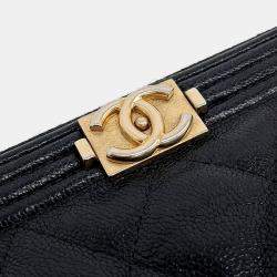 Pre Owned Chanel Black Leather Caviar Boy Clutch Large