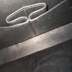 Pre Owned Chanel Black Caviar Leather Classic Medium Handbag