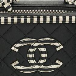 Pre Owned Chanel CC Filigree Striped Vanity Case Small Black/White Quilted Caviar Leather Bag