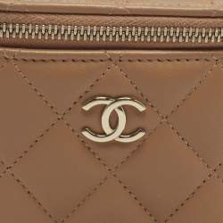 Pre Owned Chanel Vanity Case Mini Beige Quilted Leather Shoulder Bag
