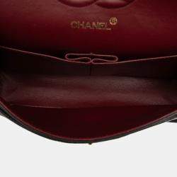 Pre Owned Chanel Black Medium Classic Lambskin Double Flap