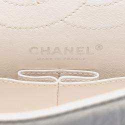 Pre Owned Chanel White Quilted Aged Lambskin Leather 2.55 Reissue 225 Double Flap Bag