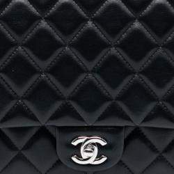 Pre Owned Chanel Black Quilted Lambskin Flap Clutch with Chain