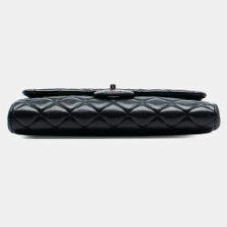 Pre Owned Chanel Black Quilted Lambskin Flap Clutch with Chain