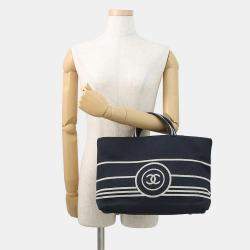 Pre Owned Chanel CC Logo Handbag Navy Denim Leather
