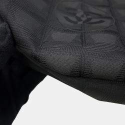 Pre Owned Chanel New Travel Messenger Bag Black Nylon