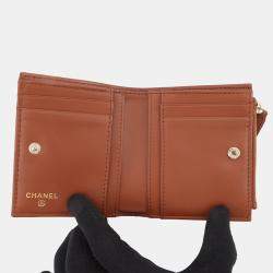 Pre Owned Chanel Matelasse Small Wallet Brown Caviar Leather